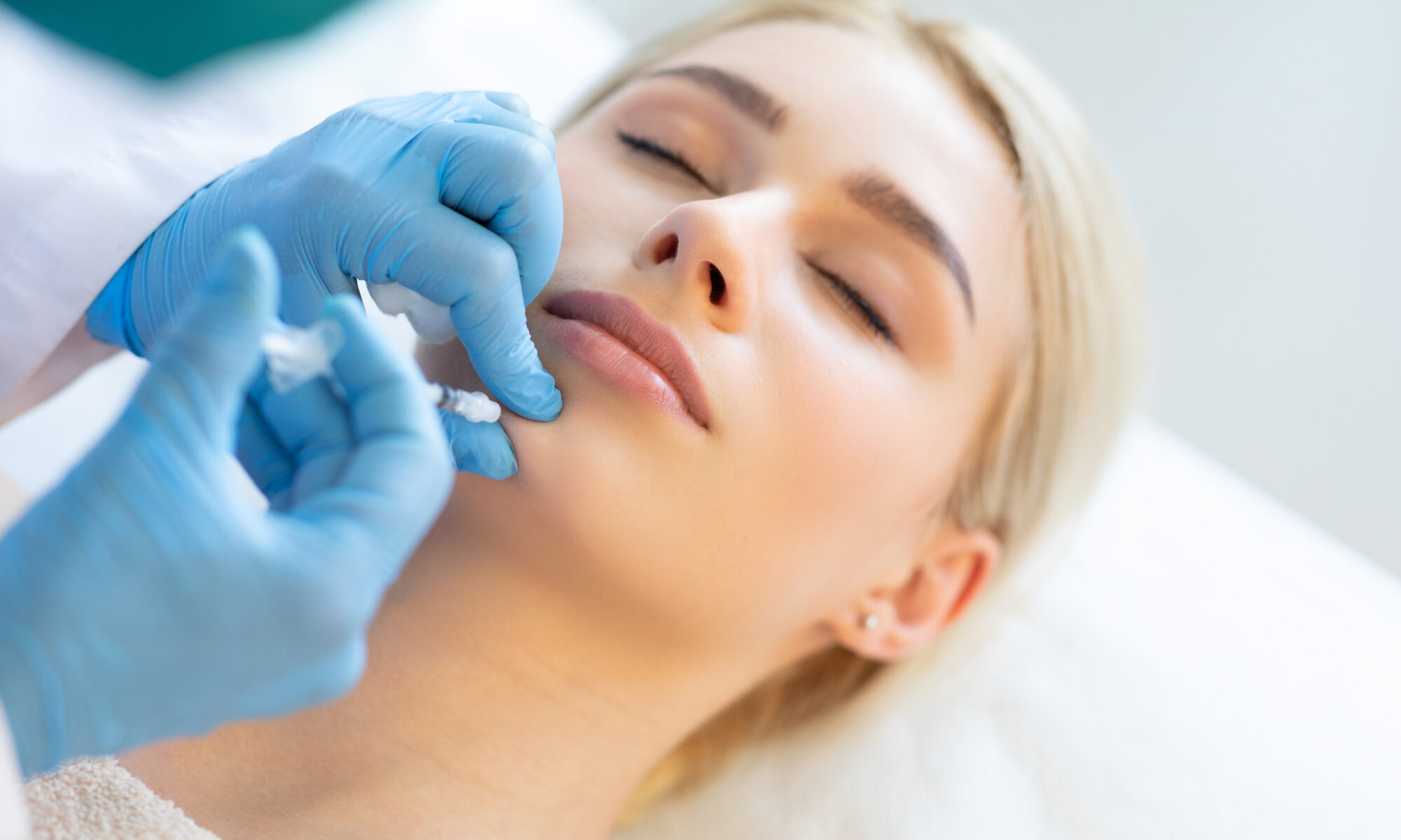 Hyaluron-Behandlung in Düsseldorf